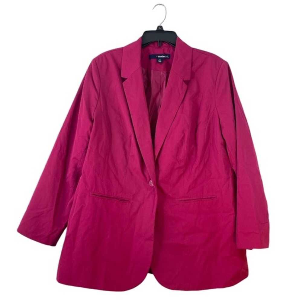 Plus Size Pink suit Size 18